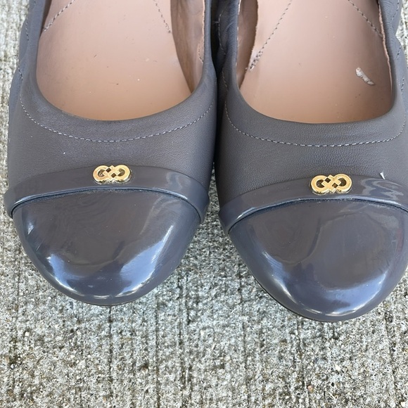 Cole Haan Gray Elsie Logo Ballet II Flats Patent Size 9B - Picture 3 of 6